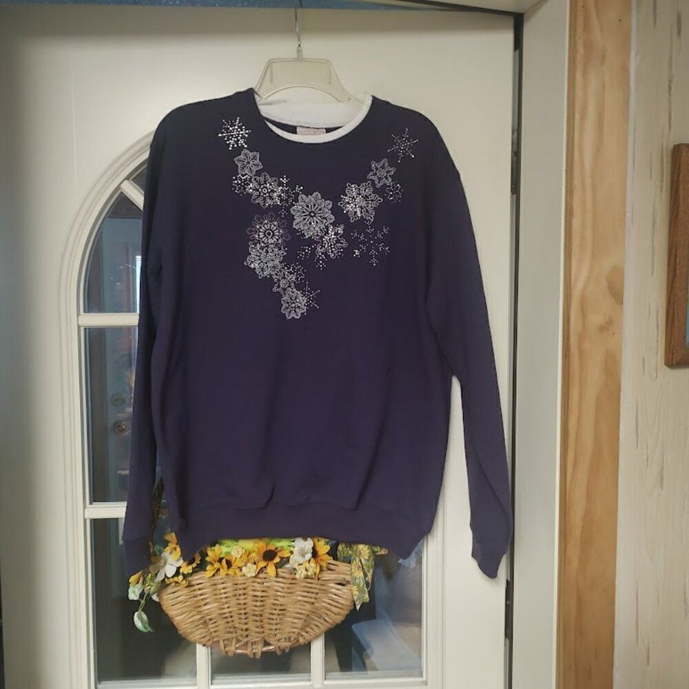 New Top Stitch By Morning Sun Eggplant  Sparkly Snowflake Sweatshirt Women's L